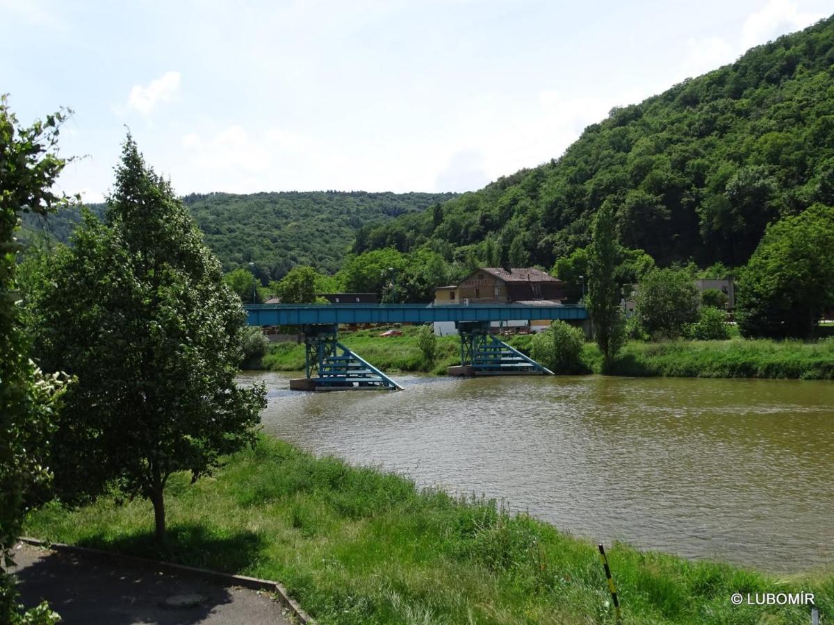 Hotel U Berounky Srbsko Bagian luar foto