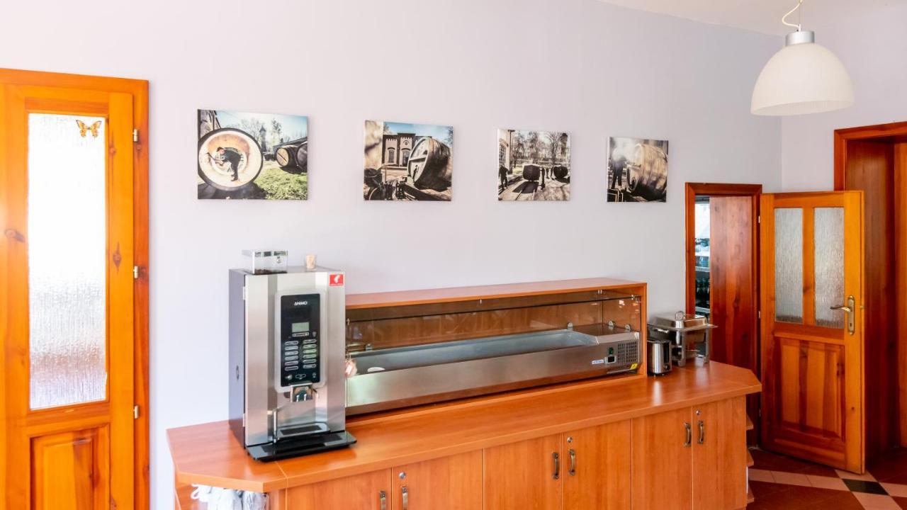 Hotel U Berounky Srbsko Bagian luar foto