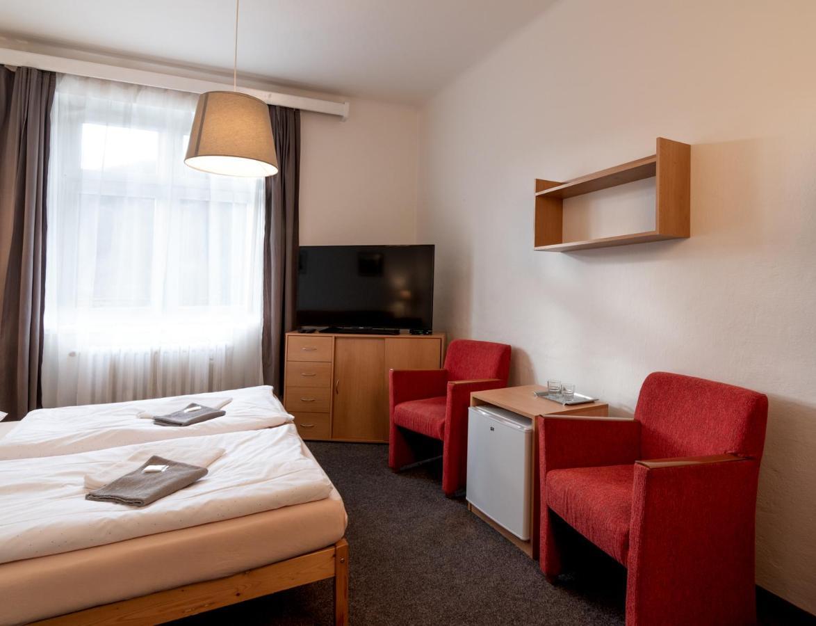Hotel U Berounky Srbsko Bagian luar foto